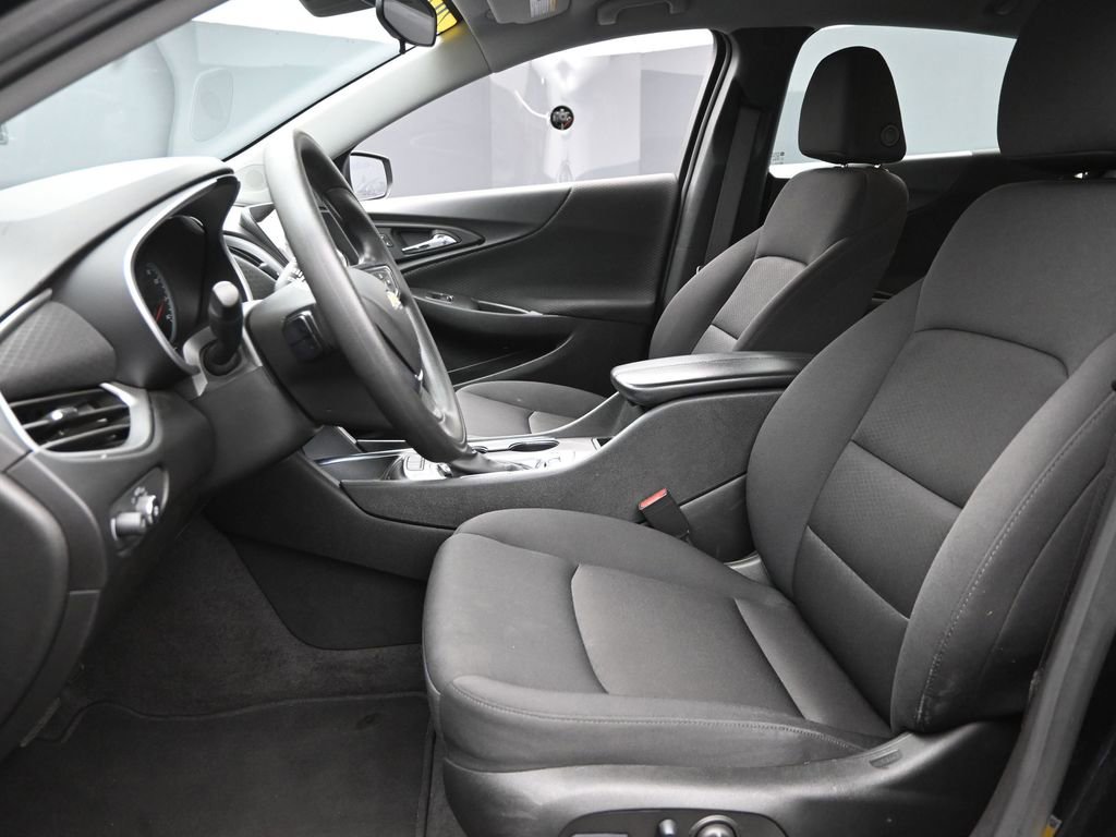 Used 2024 Chevrolet Malibu LT image 12