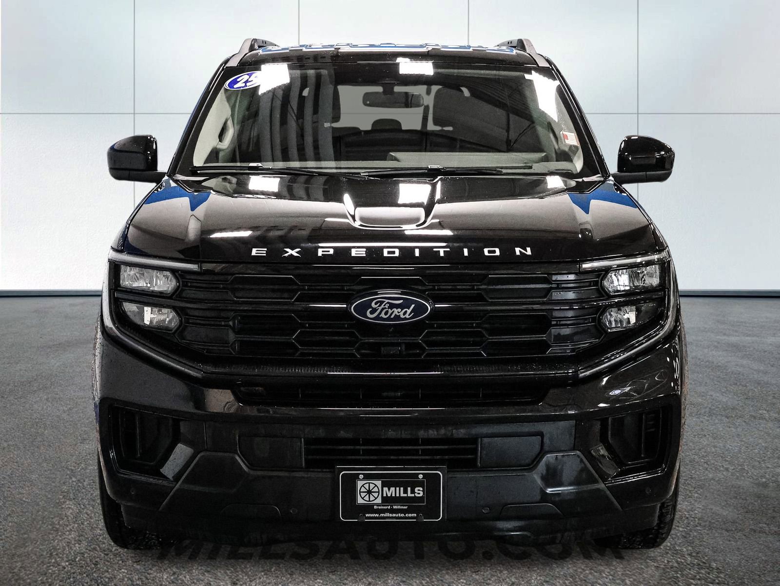 Certified 2025 Ford Expedition Active image 12