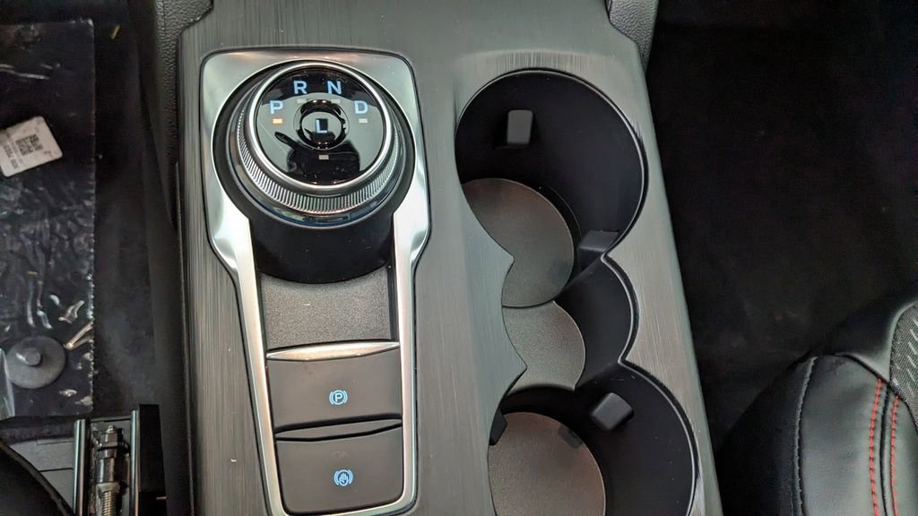 New 2026 Ford Escape ST-Line w/ Tech Pack #1 image 30