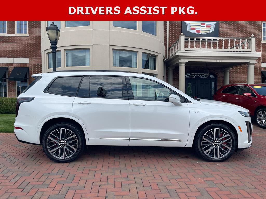 Used 2025 Cadillac XT6 Sport w/ Platinum Package AWD/4WD image 7