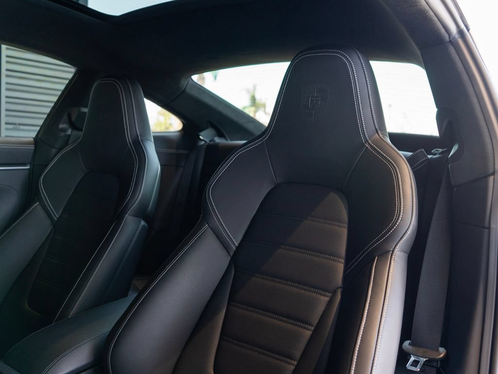 Used 2024 Porsche 911 Carrera S RWD image 4