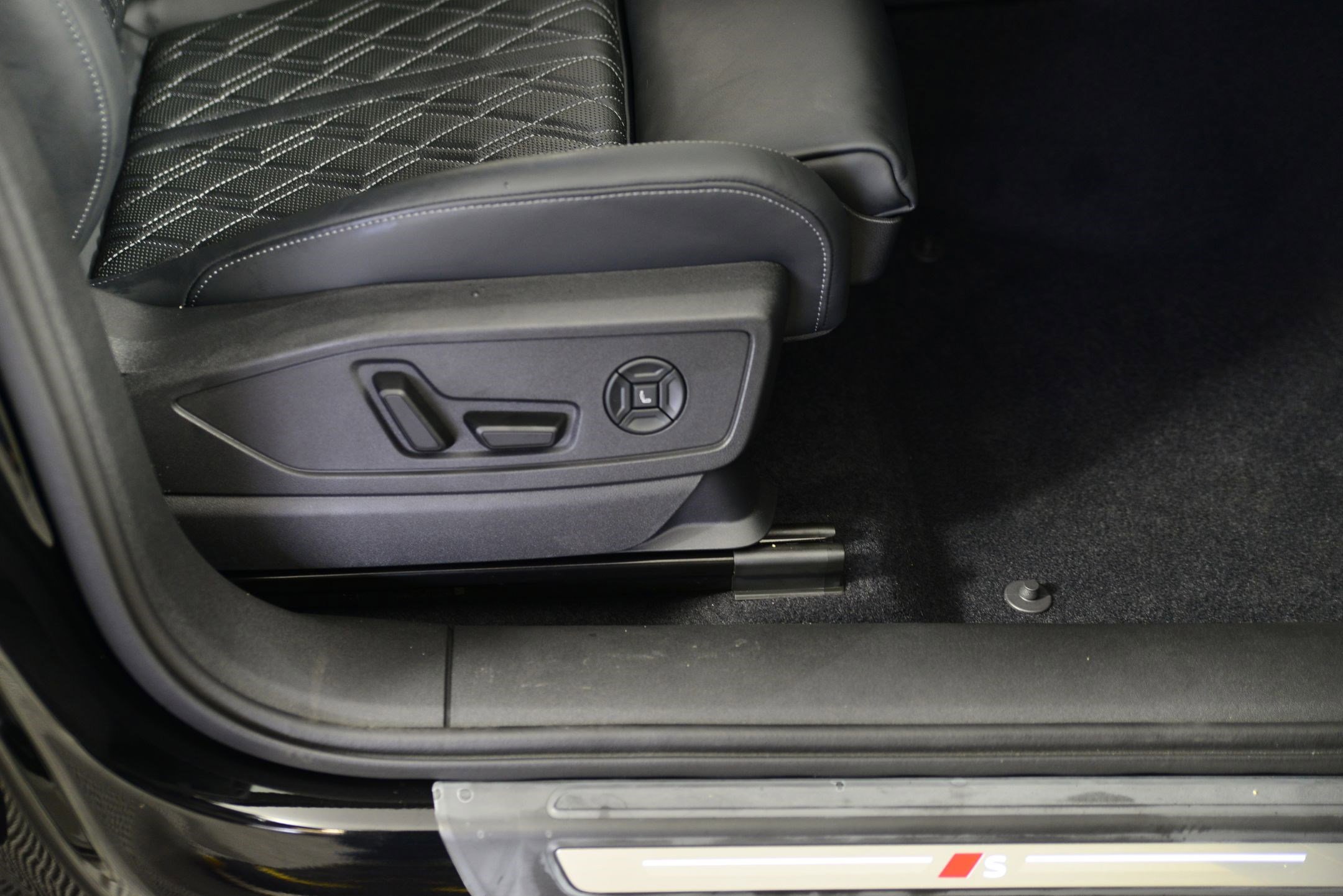 New 2025 Audi SQ5 Premium Plus image 10