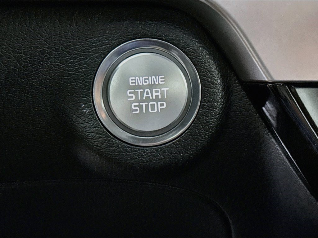 Used 2024 Kia Telluride EX w/ EX Captain's Chair Package FWD image 20