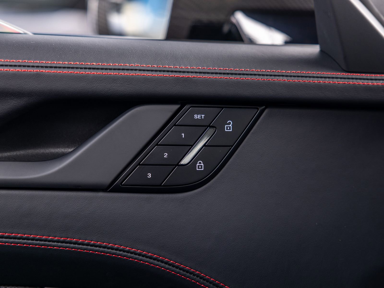Certified 2025 Porsche 911 Carrera 4 GTS AWD/4WD image 40