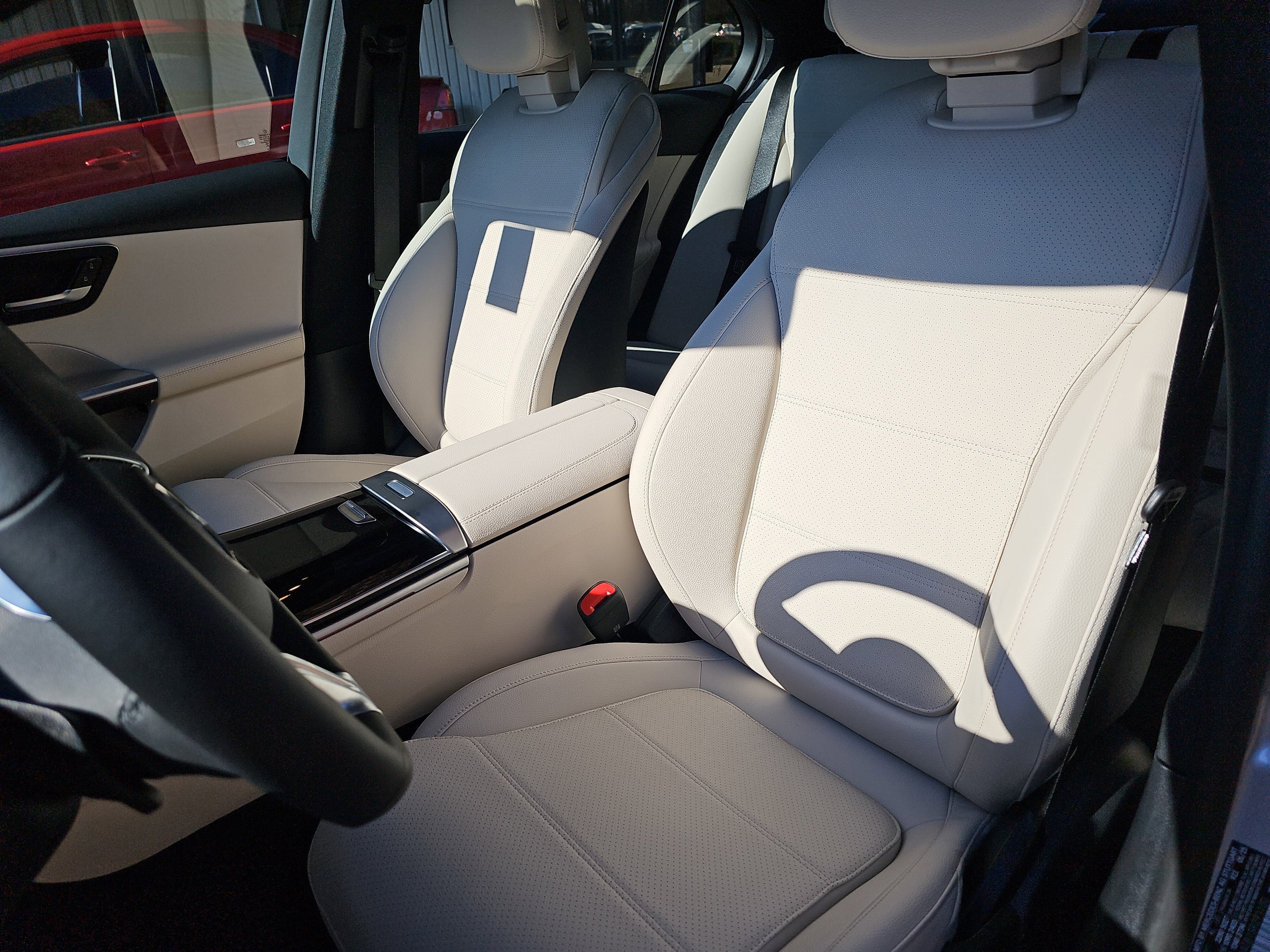 Certified 2025 Mercedes-Benz C 300 Sedan image 17