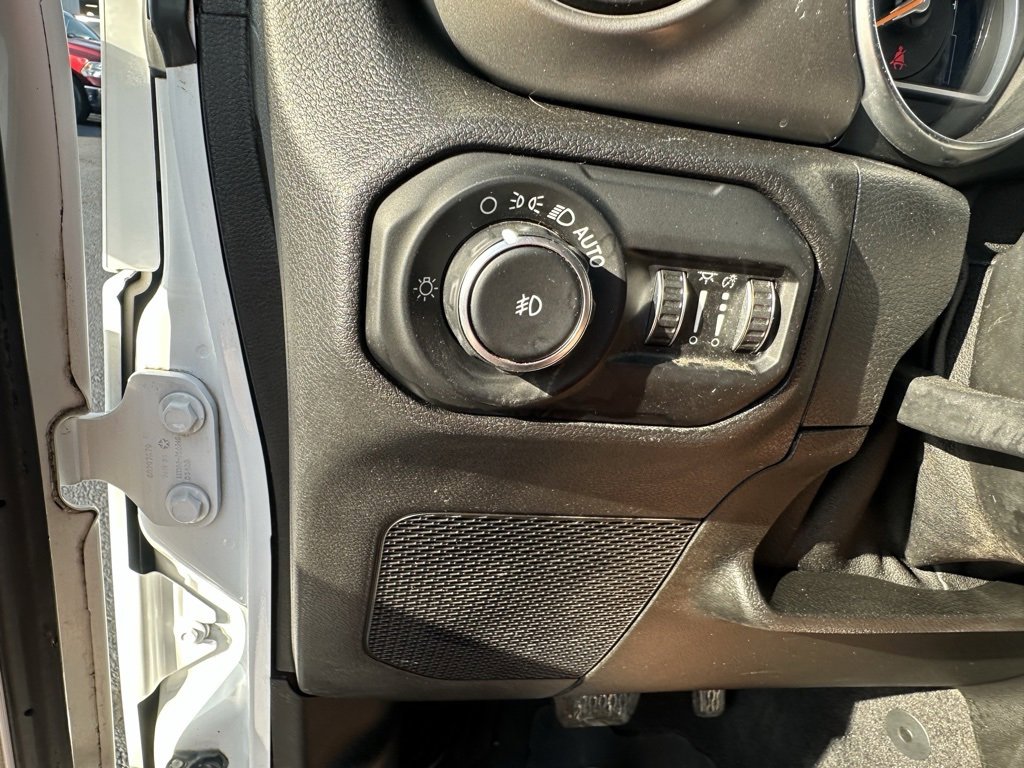 Used 2021 Jeep Wrangler Sport S image 5