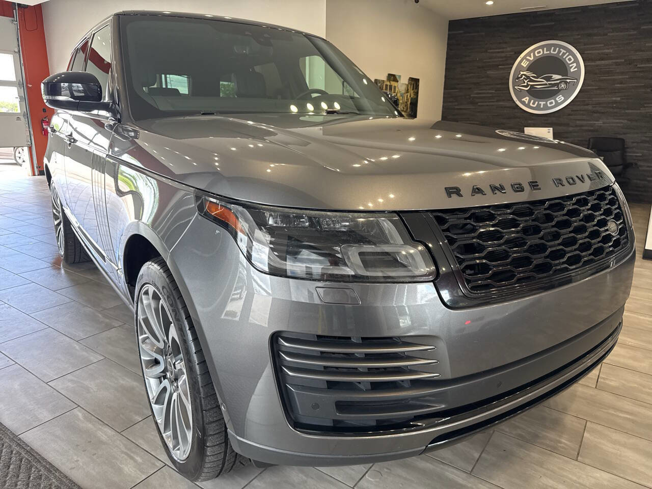 Used 2019 Land Rover Range Rover HSE AWD/4WD image 1