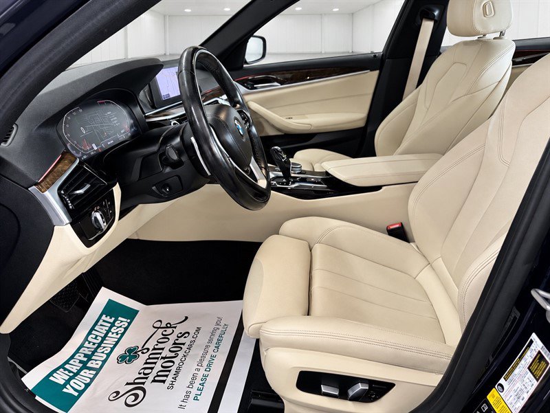 Used 2020 BMW 530i xDrive w/ Convenience Package AWD/4WD image 14