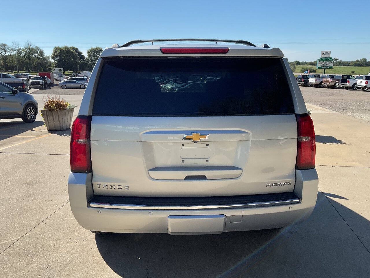 Used 2019 Chevrolet Tahoe Premier AWD/4WD image 8