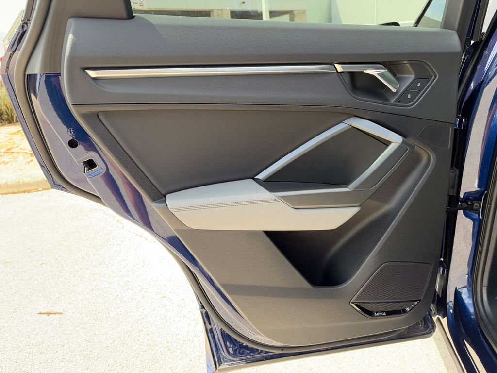 Used 2024 Audi Q3 2.0T Premium Plus w/ Premium Plus Package image 29