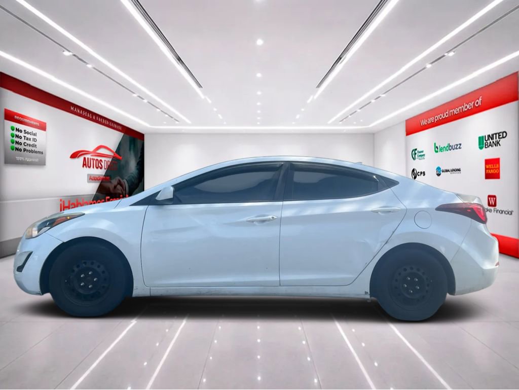 Used 2016 Hyundai Elantra SE image 4