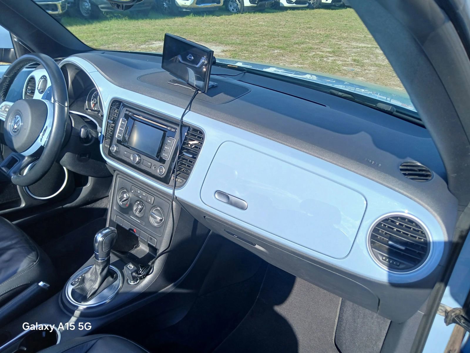 Used 2014 Volkswagen Beetle 2.5 image 13