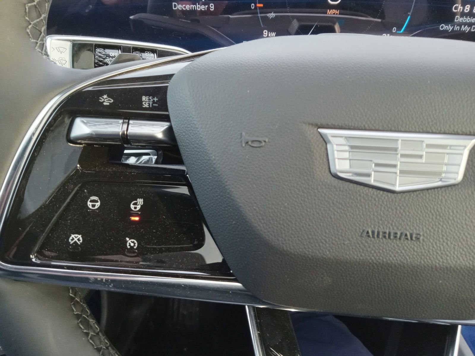 New 2026 Cadillac Optiq Sport 1 image 20