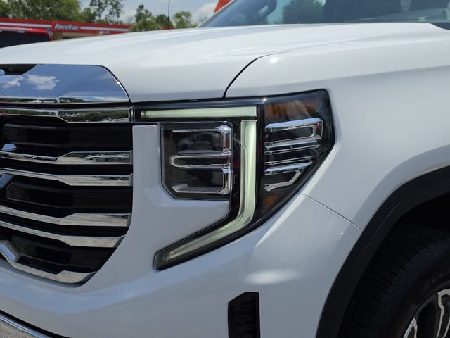 Used 2025 GMC Sierra 1500 SLT AWD/4WD image 10