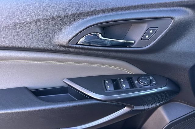 New 2026 Chevrolet Trax ACTIV w/ Driver Confidence Package FWD image 17