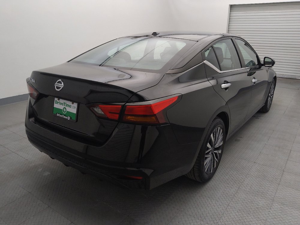 Used 2023 Nissan Altima 2.5 SV image 9