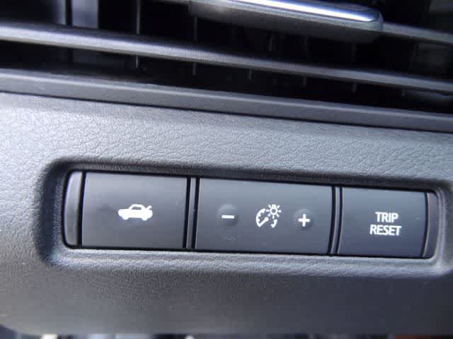 Used 2023 Nissan Altima 2.5 SR FWD image 18