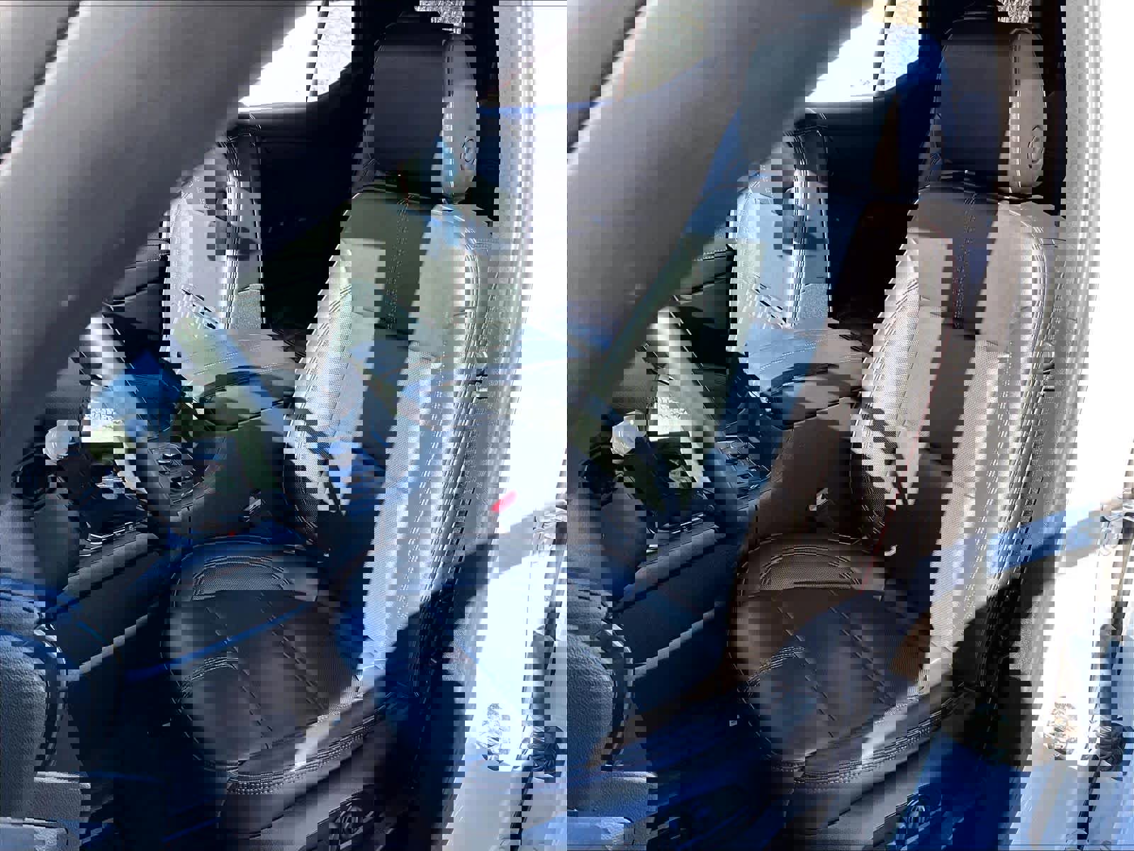 Used 2023 Chevrolet Traverse RS image 10