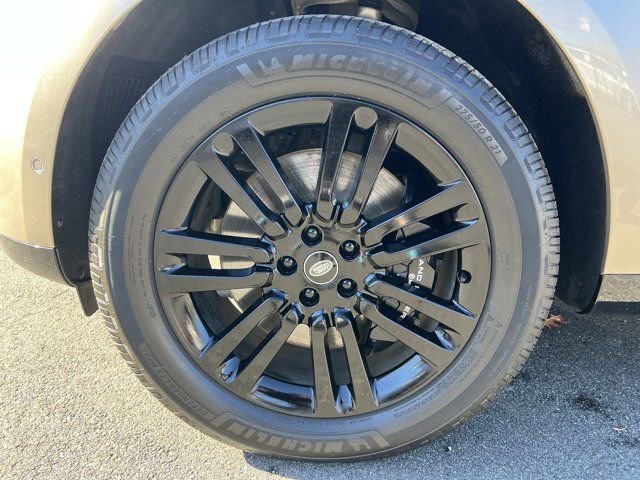 Used 2023 Land Rover Range Rover SE image 14