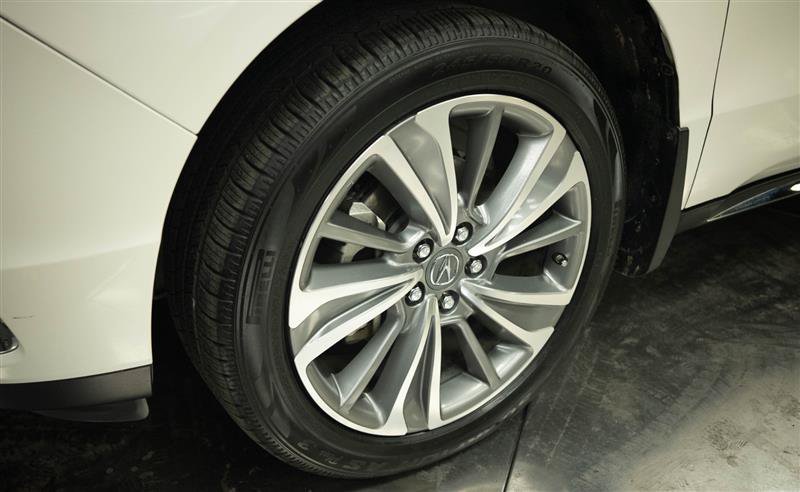 Used 2017 Acura MDX w/ Technology Package FWD image 4