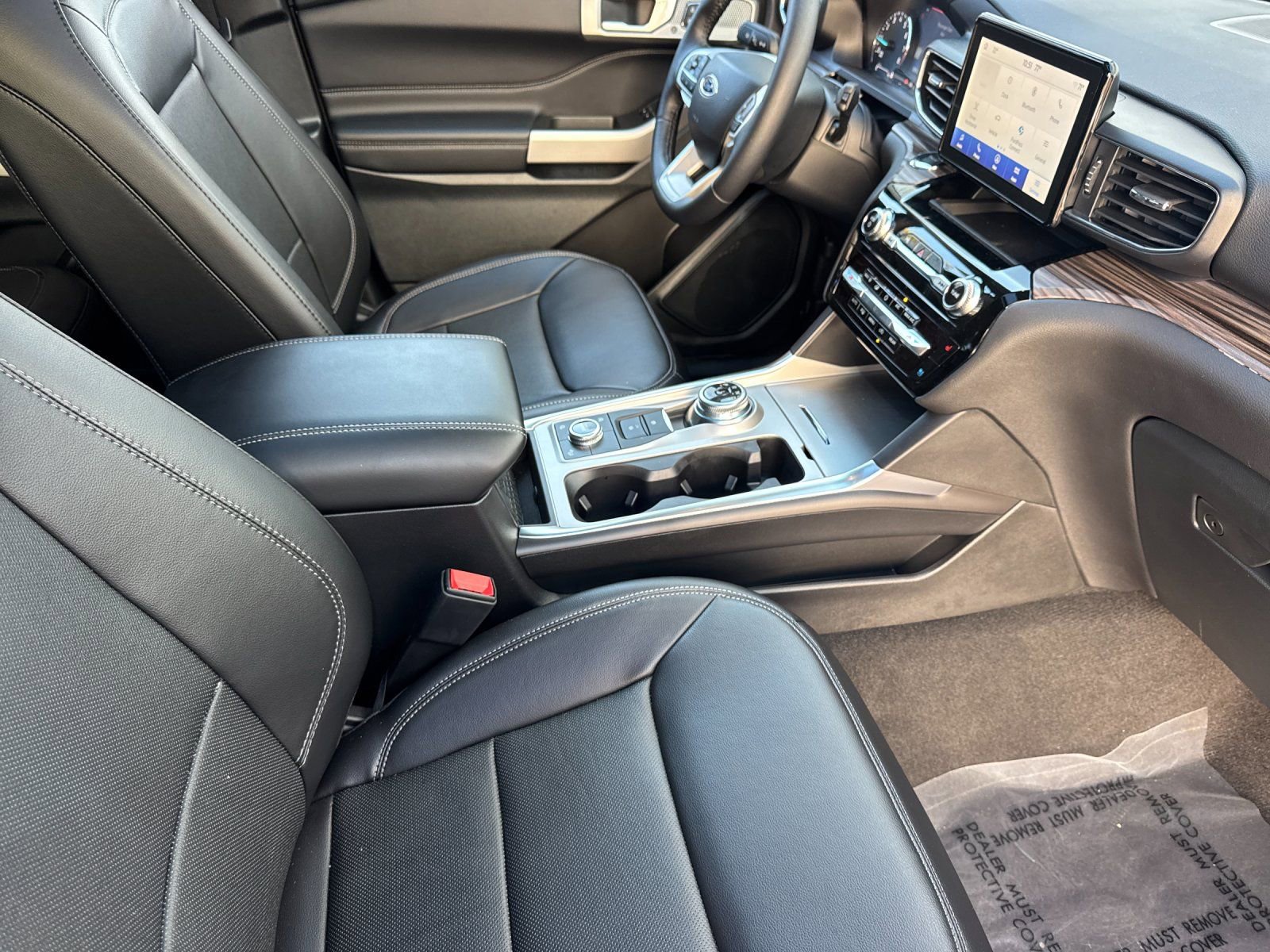 Used 2024 Ford Explorer Limited w/ Equipment Group 301A image 19