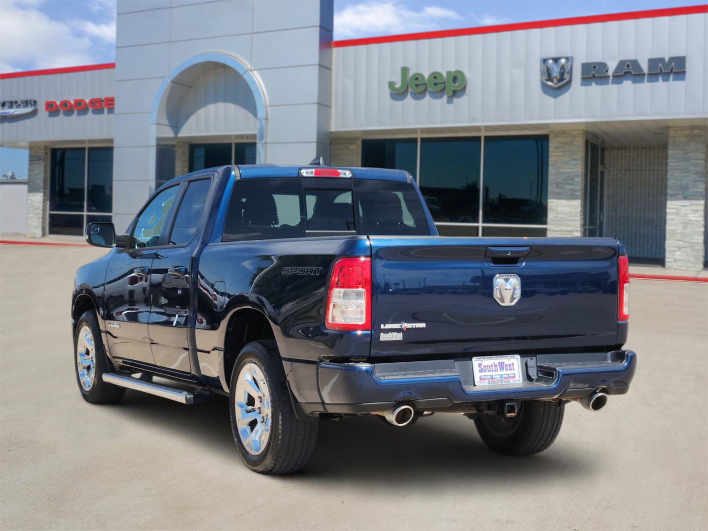 Used 2022 RAM 1500 Lone Star RWD image 4