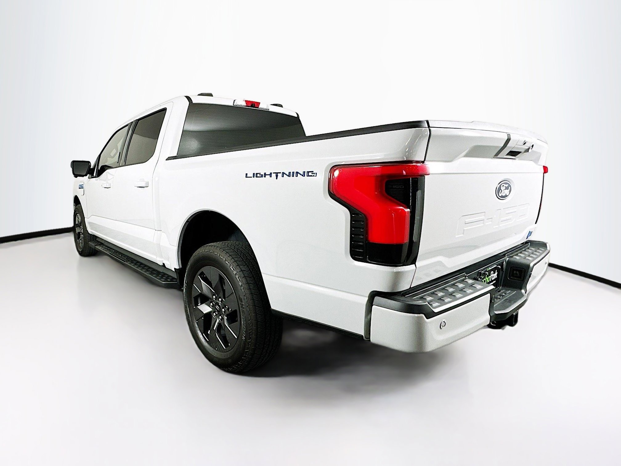 Used 2024 Ford F150 Lightning Flash image 5