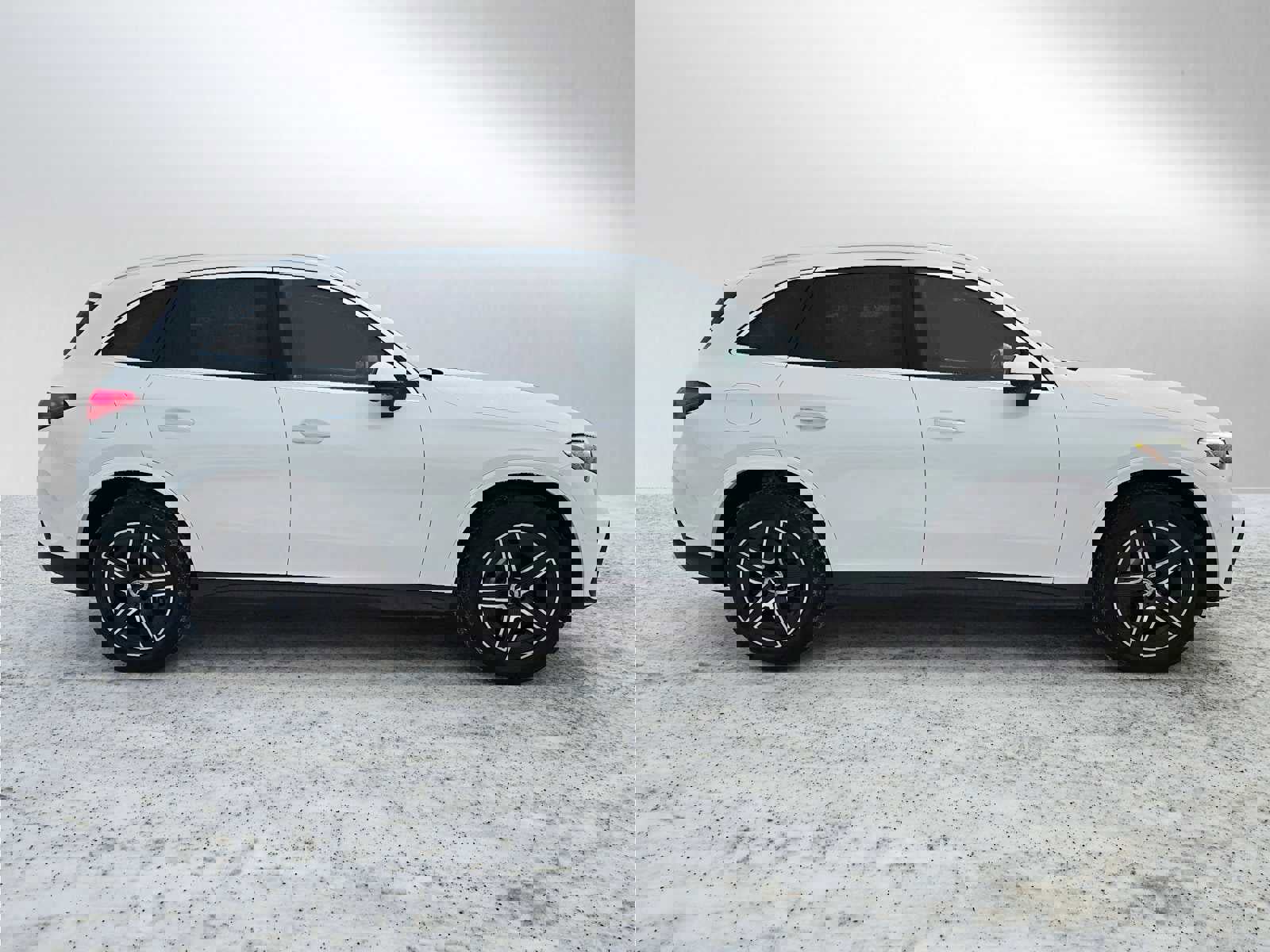 Used 2025 Mercedes-Benz GLC 350e 4MATIC image 8