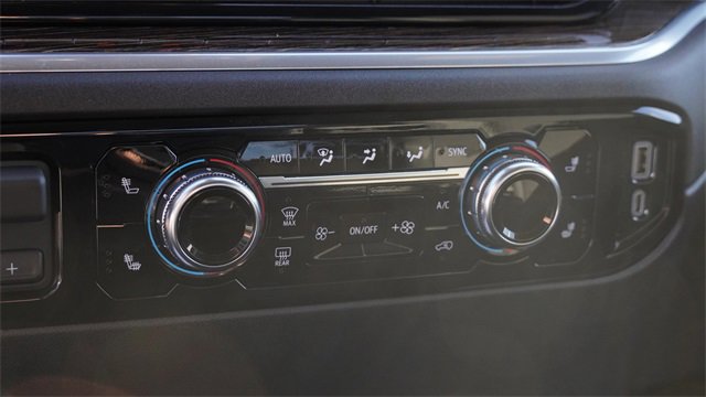 Used 2025 GMC Sierra 1500 SLE image 24