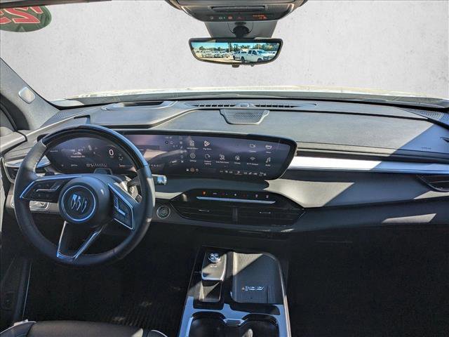 Used 2025 Buick Enclave Avenir w/ Super Cruise Package image 15