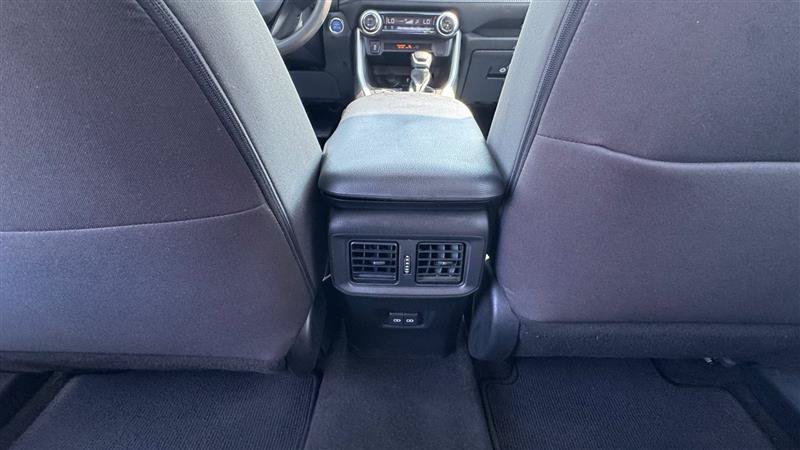 Used 2022 Toyota RAV4 XLE w/ Convenience Package AWD/4WD image 38