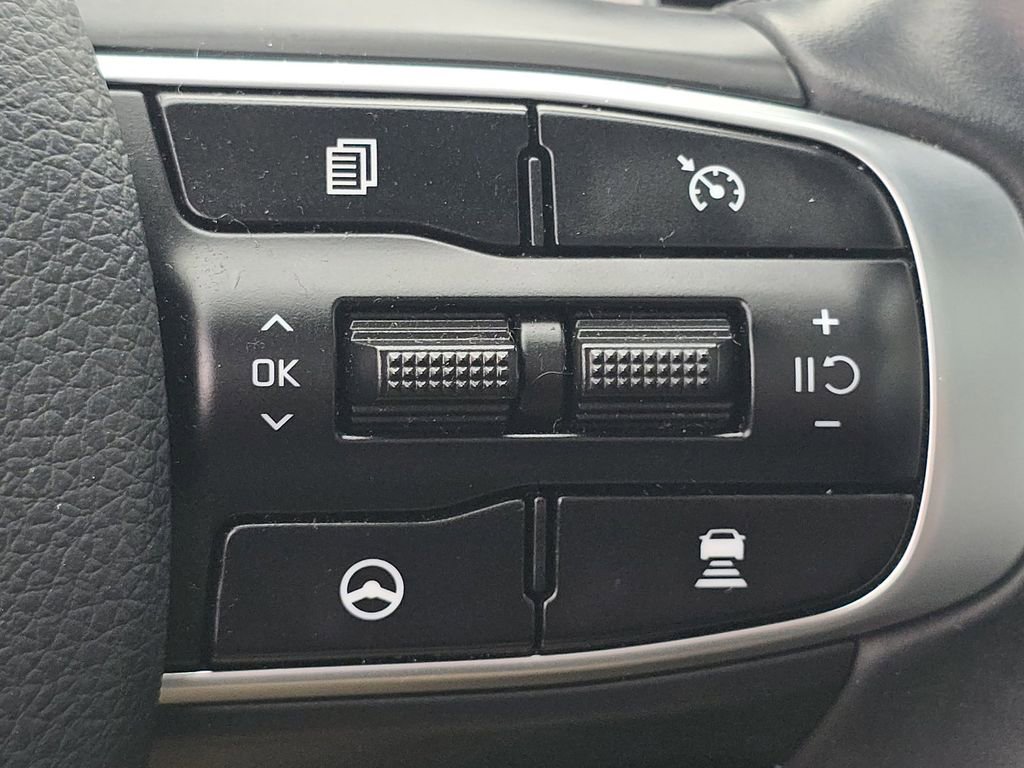Used 2022 Kia K5 GT w/ GT1 Package image 32