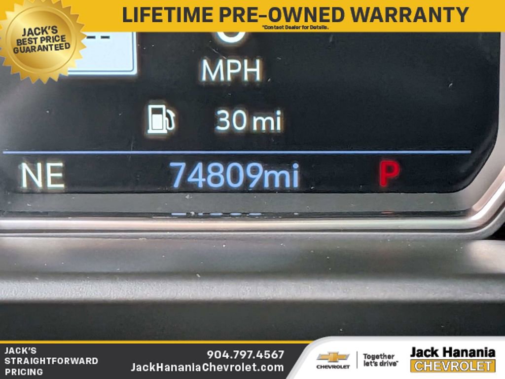 Used 2021 GMC Yukon XL Denali w/ Denali Premium Package image 32