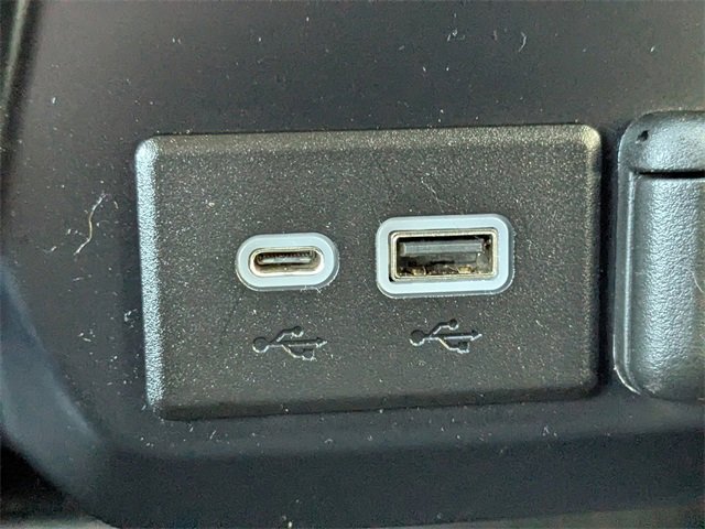 Used 2019 Chevrolet Silverado 1500 RST image 23