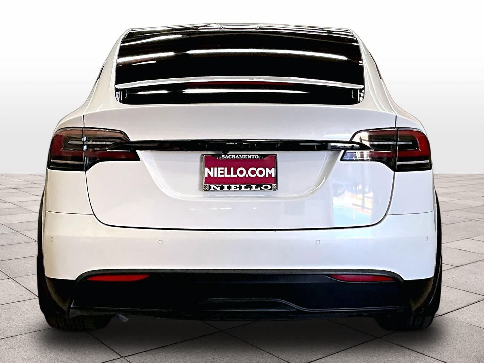 Used 2022 Tesla Model X AWD/4WD image 7