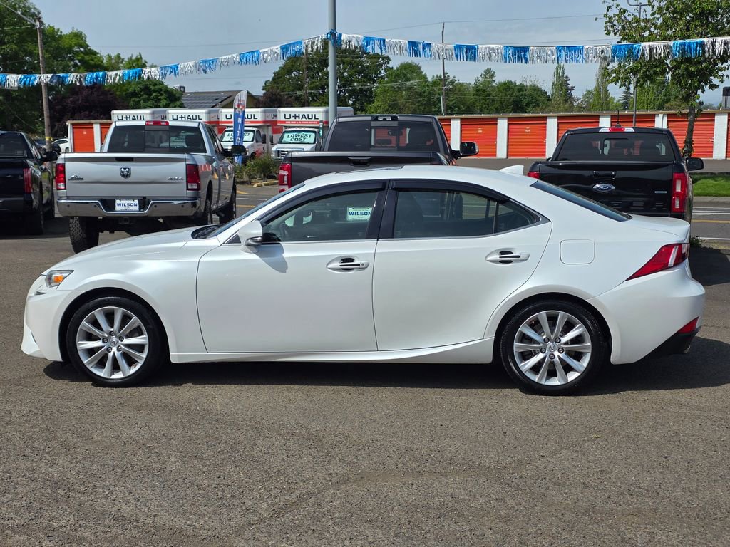 Used 2016 Lexus IS 200t RWD image 9