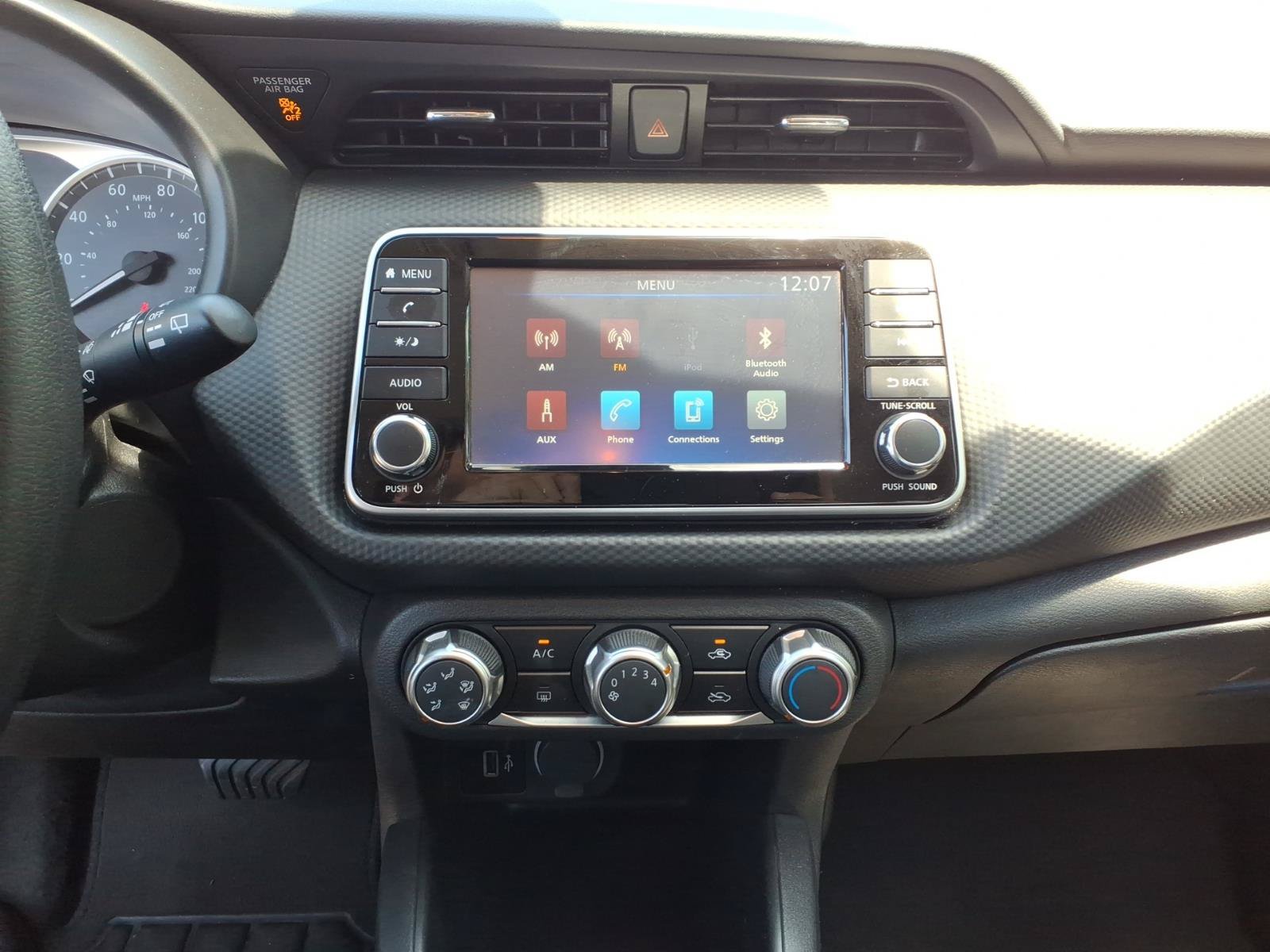 Used 2024 Nissan Kicks S FWD image 11