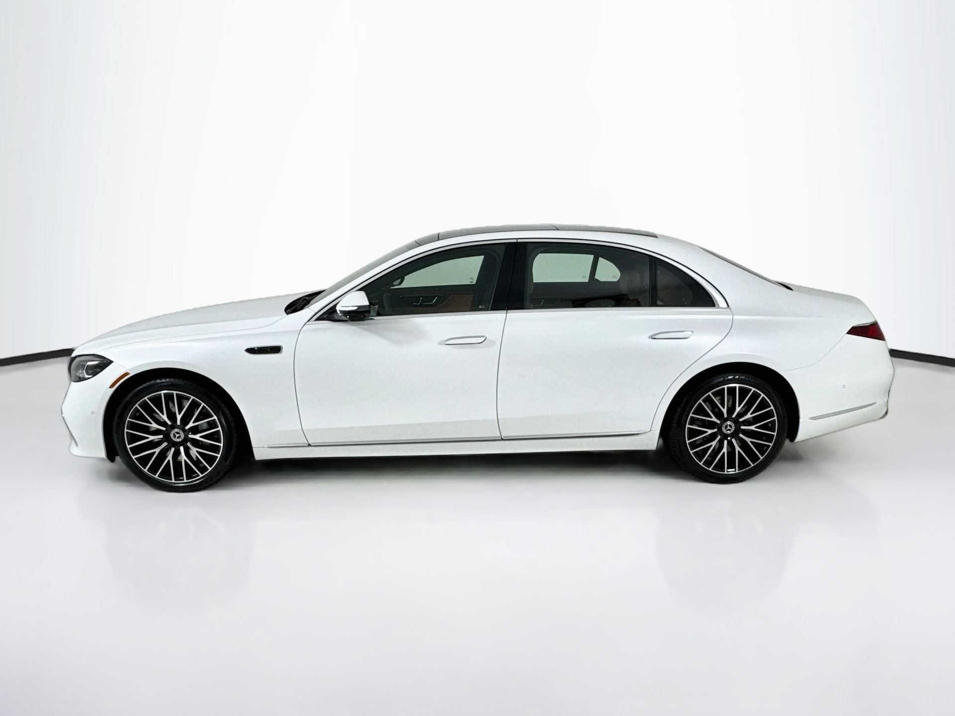 New 2027 Mercedes-Benz S 580 4MATIC Sedan image 5