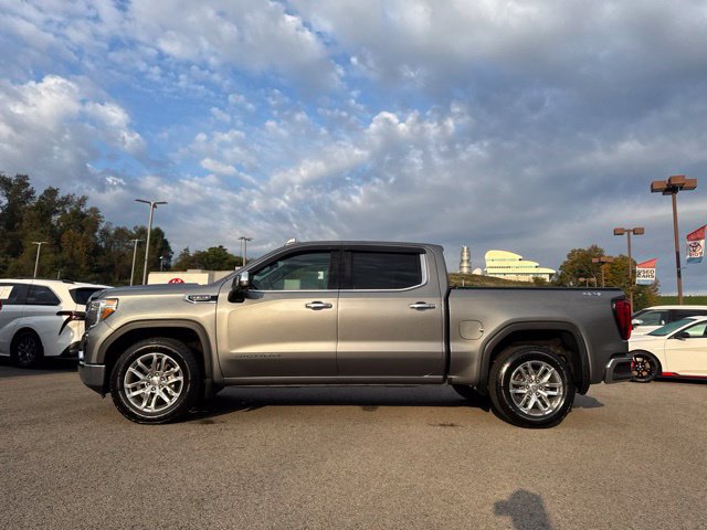 Used 2022 GMC Sierra 1500 SLT w/ SLT Convenience Package AWD/4WD image 3