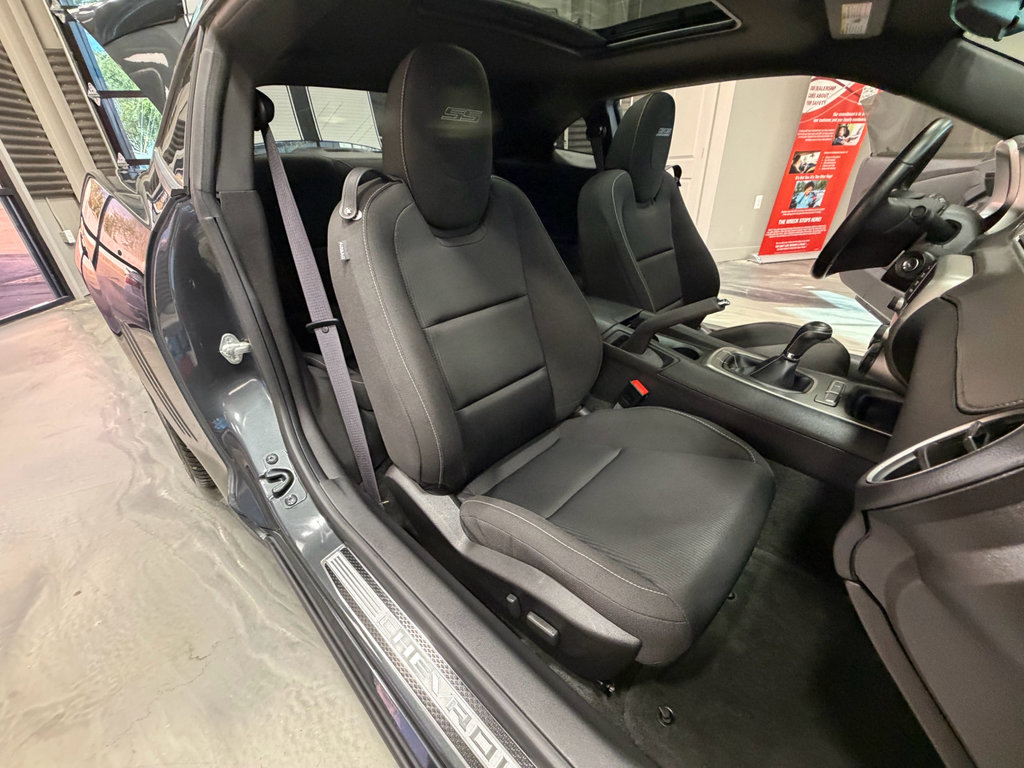 Used 2013 Chevrolet Camaro SS w/ RS Package RWD image 4