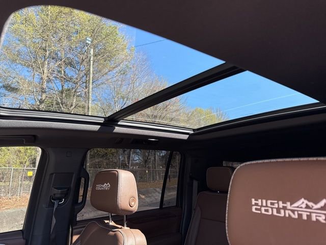 Used 2024 Chevrolet Suburban High Country w/ Max Trailering Package image 39