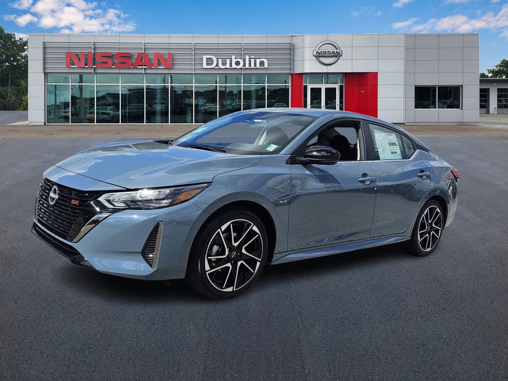 New 2025 Nissan Sentra SR w/ Trunk Package