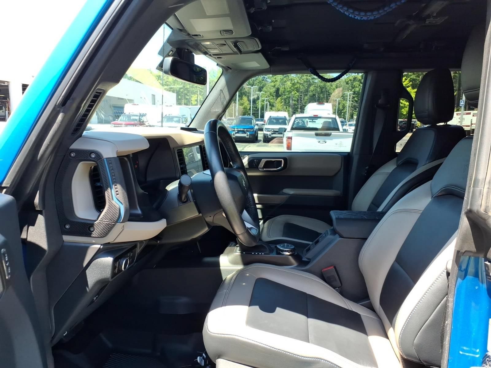 Used 2023 Ford Bronco Wildtrak AWD/4WD image 17