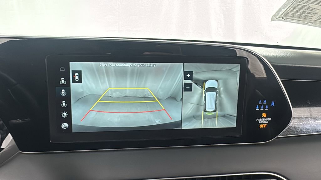 Used 2022 Hyundai Palisade Limited w/ Winter Package image 28