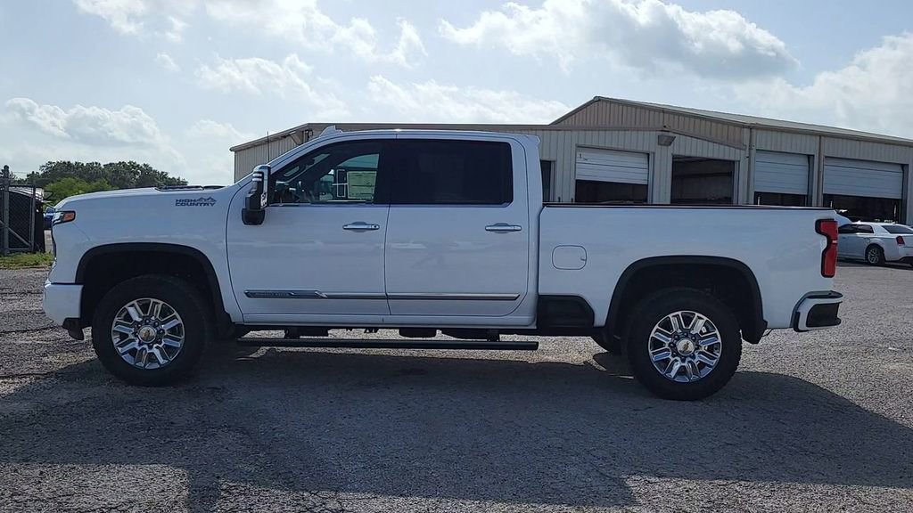 New 2024 Chevrolet Silverado 2500 High Country w/ High Country Premium Package image 5