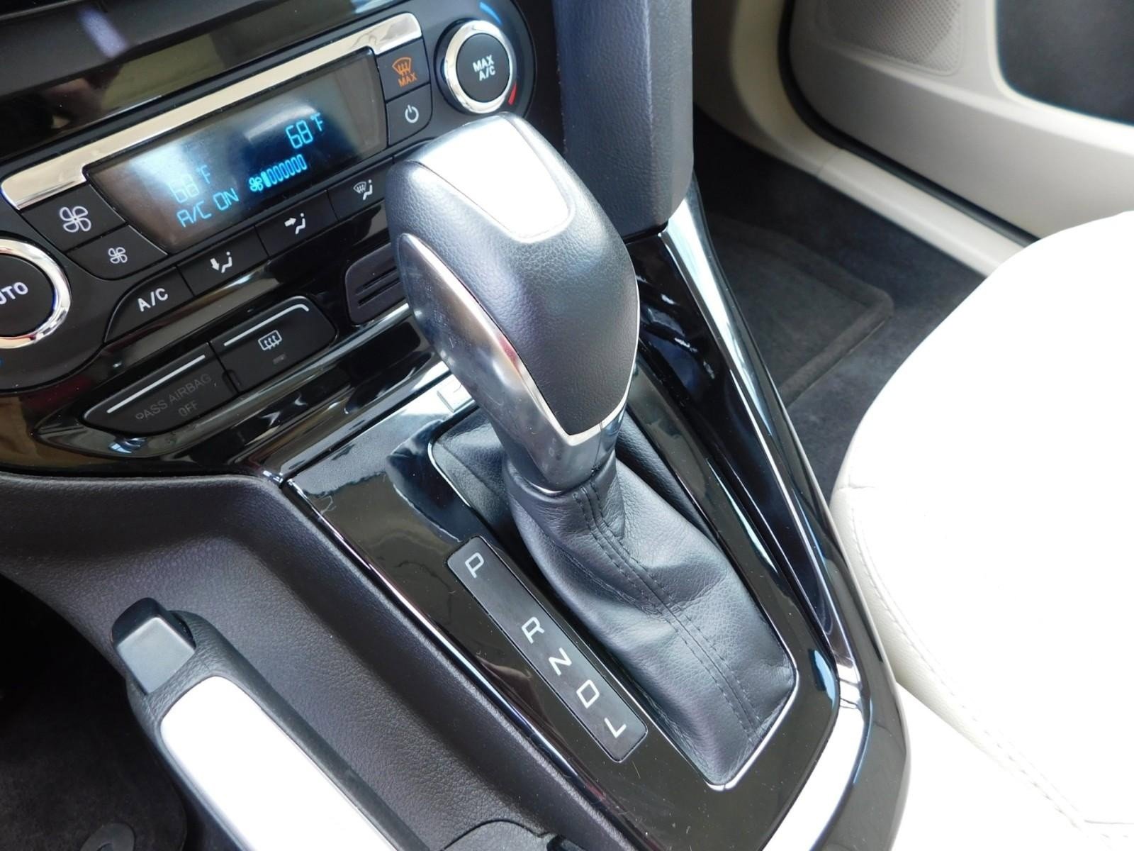 Used 2013 Ford Focus Electric Hatchback image 28