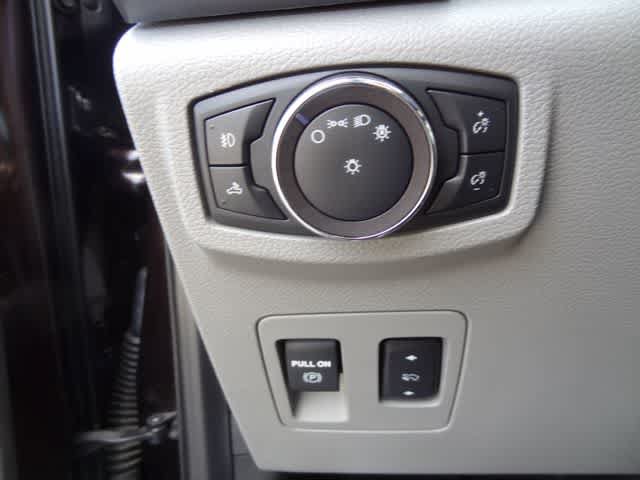 Used 2019 Ford F150 XLT w/ Equipment Group 302A Luxury RWD image 18