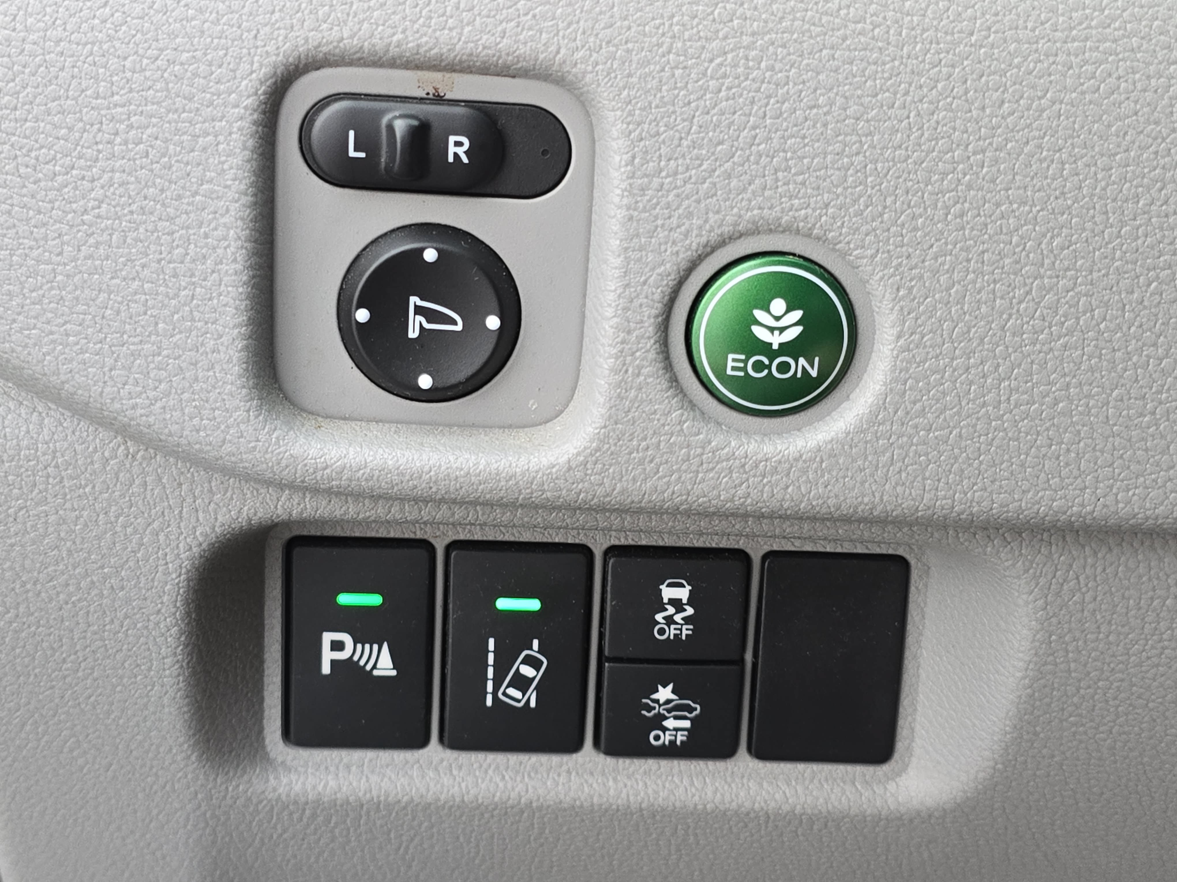 Used 2018 Honda Pilot Touring image 27