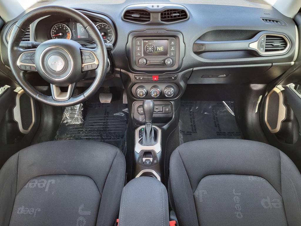 Used 2017 Jeep Renegade Latitude w/ Cold Weather Group AWD/4WD image 16