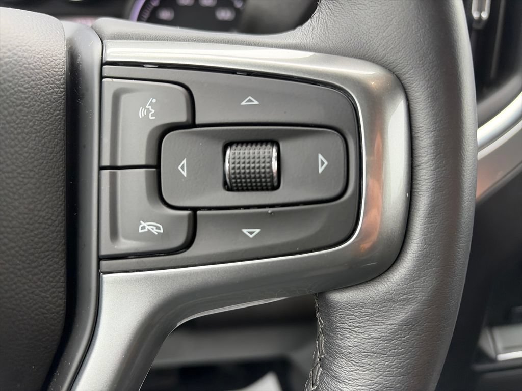 Used 2022 Chevrolet Silverado 1500 LT Trail Boss w/ Bed Protection Package AWD/4WD image 12